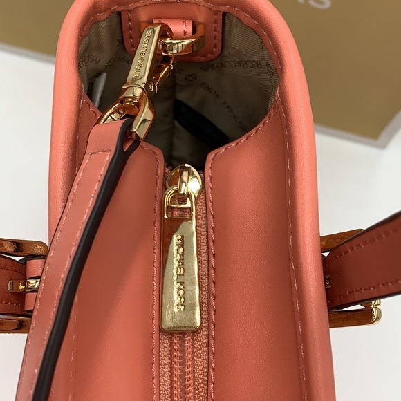 MICHAEL KORS XSMALL CARRYALL CONVERTIBLE TOP ZIP TOTE SHERBERT COLOR - Picture 15 of 16